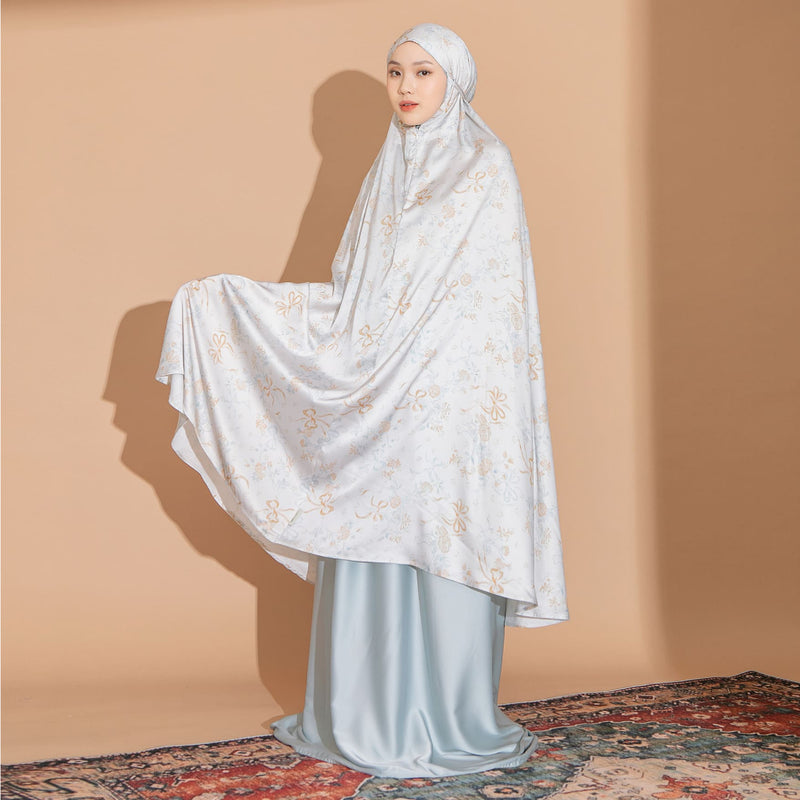 Julia Prayer Set Series 1 (Mukena Set Pattern Coquette Bahan Silk Lozy x Julia)