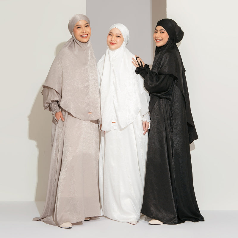 Hanida Abaya Set (One Set Abaya Umroh Haji Gamis Set Kerudung Syari)