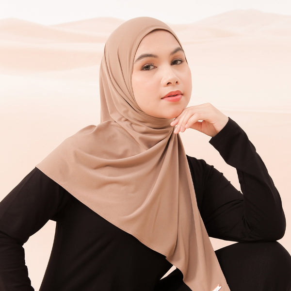 Naima Instan Jersey Soft Beige (Hijab Instan Segitiga Bahan Jersey)