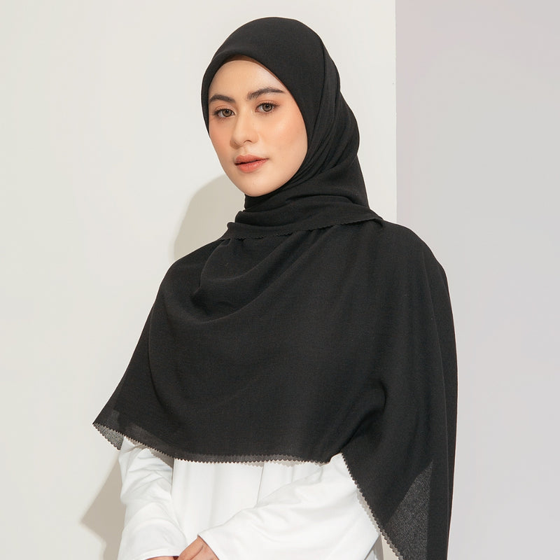 Mima Syari Lasercut (Hijab Segiempat Syari Lasercut)