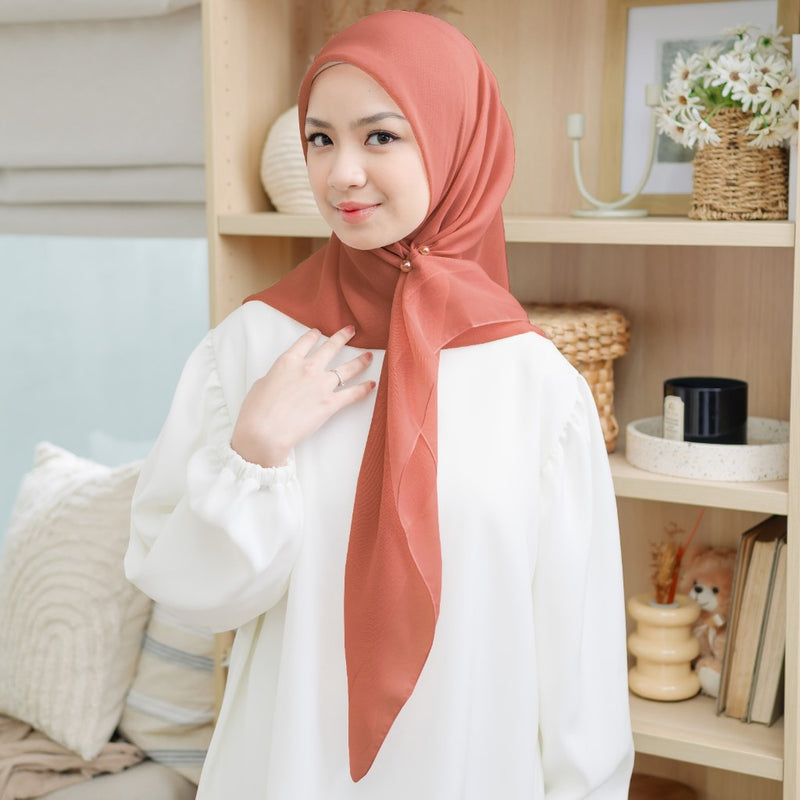 Kirana Paris Plain Japan (Hijab Segiempat Paris Japan Premium)