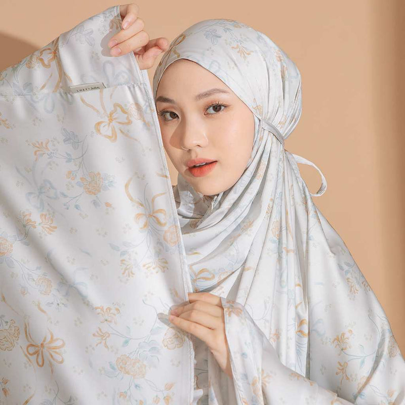 Julia Prayer Set Series 1 (Mukena Set Pattern Coquette Bahan Silk Lozy x Julia)