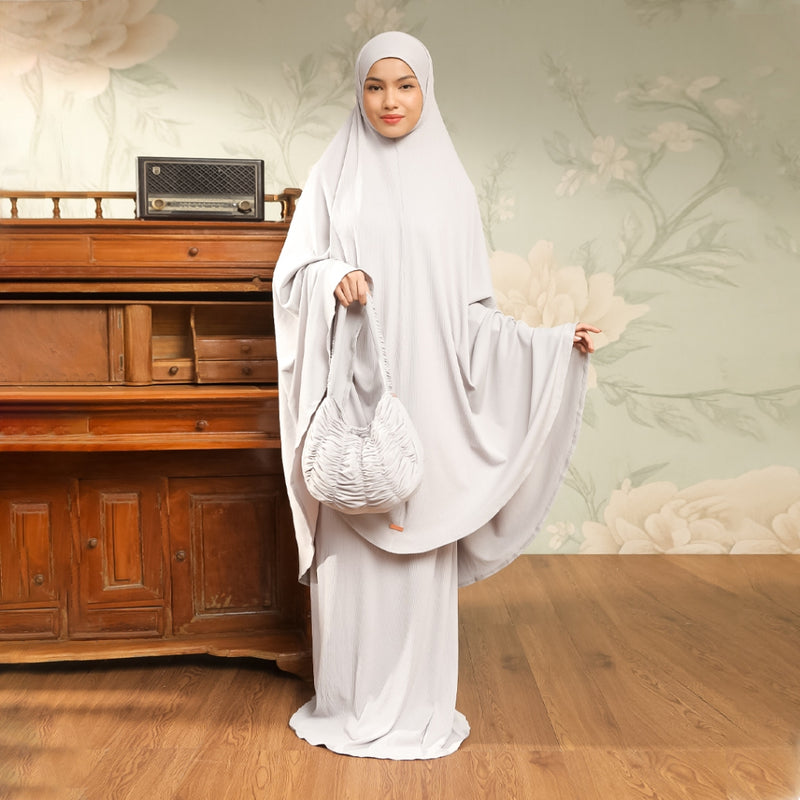 Nanda Prayer Set Light Grey