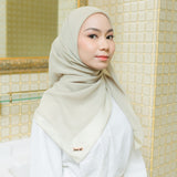 Kirana Paris Plain Japan (Hijab Segiempat Paris Japan Premium)