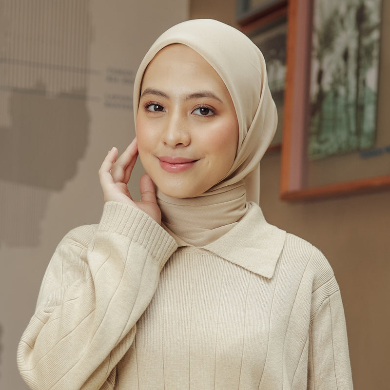 Kirana Paris Plain Japan (Hijab Segiempat Paris Japan Premium)