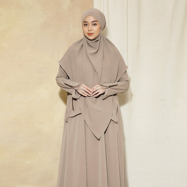 Syaza Abaya Lozy X Cut Syifa Malt Choco L (Gamis Haji dan Umrah)