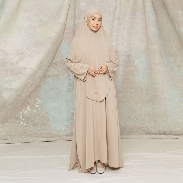 Zainab Abaya Lozy X Cut Syifa Warm Sand L