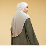 Lozy Hijab - Lesti Bandana Gradasi  Lozy x Lesti Kejora (Khiban Gradient Pashmina Instan Kaos Bahan Viscose Rayon Gradasi)