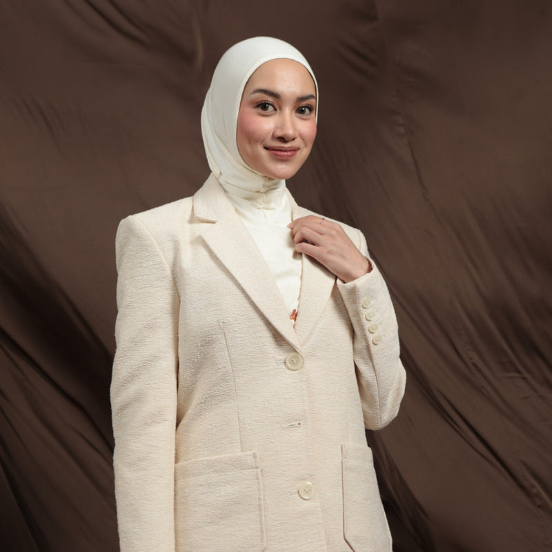 Lucia Instan Sport Broken White