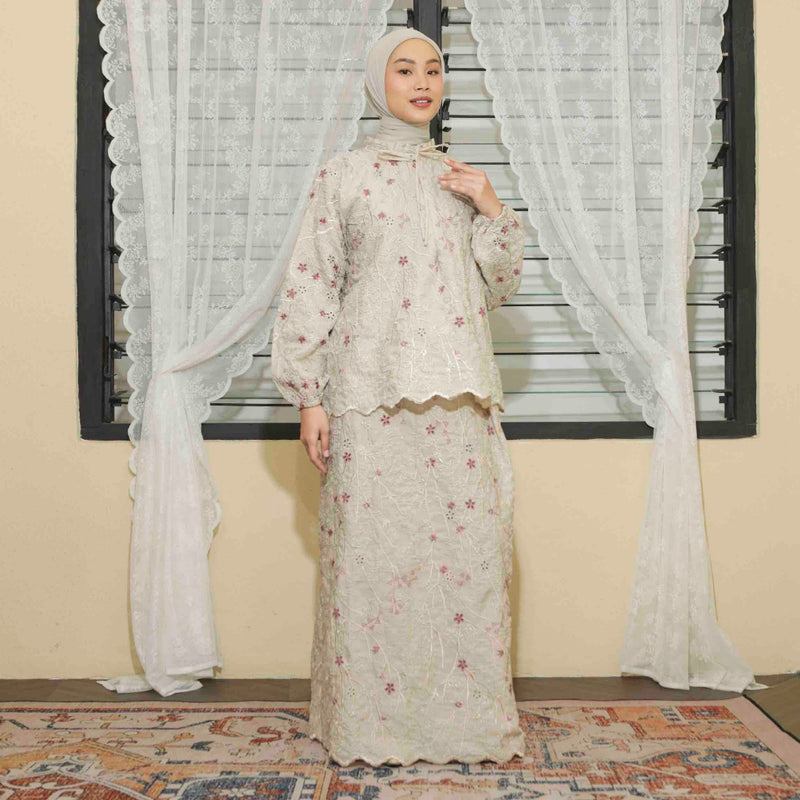 Floure Embroidery Set Almond Matcha S-M Series 1