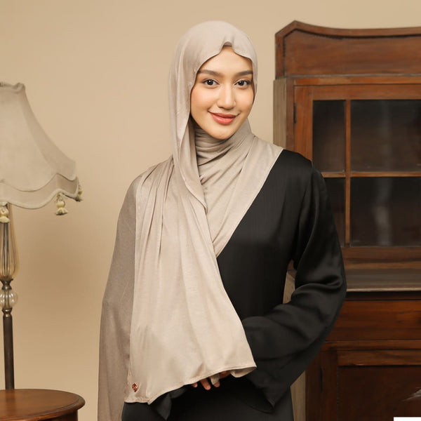 Pre Order Arabian Shawl Lozy x Lesti Khaki