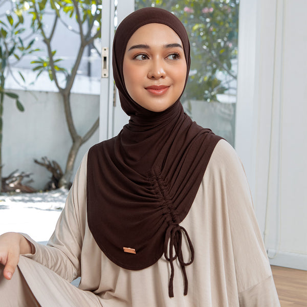 Liora Instan (Hijab Instan Serut Sport Rayon) Mahogany