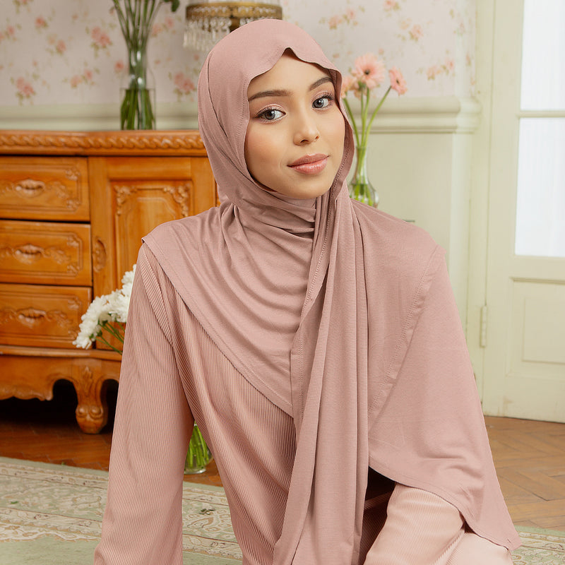 Heidy Oval Shawl in Nude Cream (Lozy x Heidy)