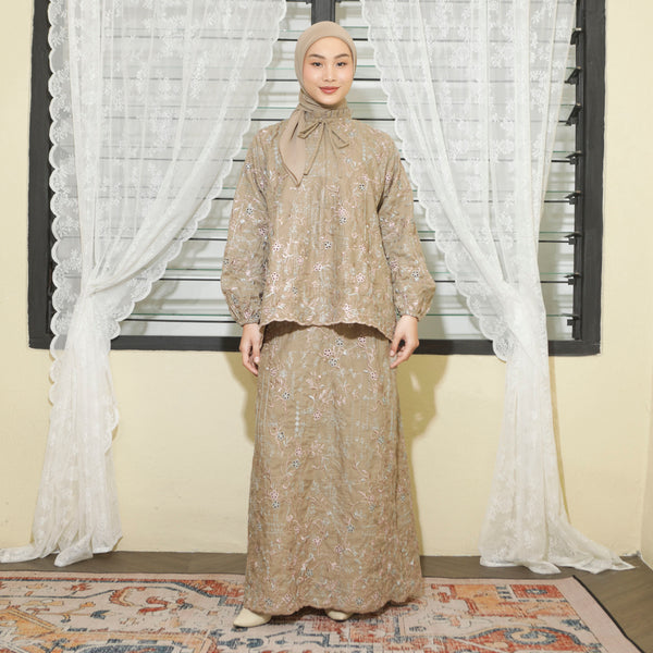 Floure Embroidery Set Dessert Taupe S-M Series 3