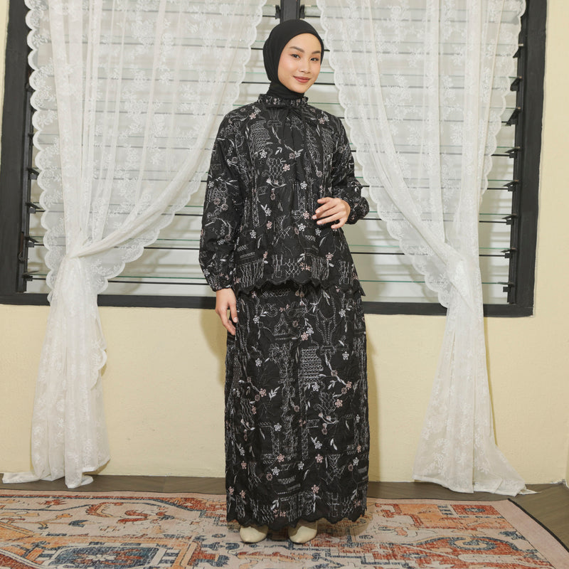 Floure Embroidery Set Noir Black L-XL Series 4