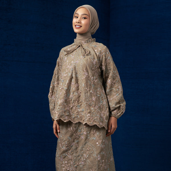 Floure Embroidery Set Dessert Taupe L-XL Series 5