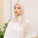 Lysa Eyelash (Hijab Voal Segiempat)