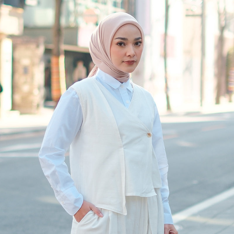 Nami Vest (Atasan Vest Rompi Linen)