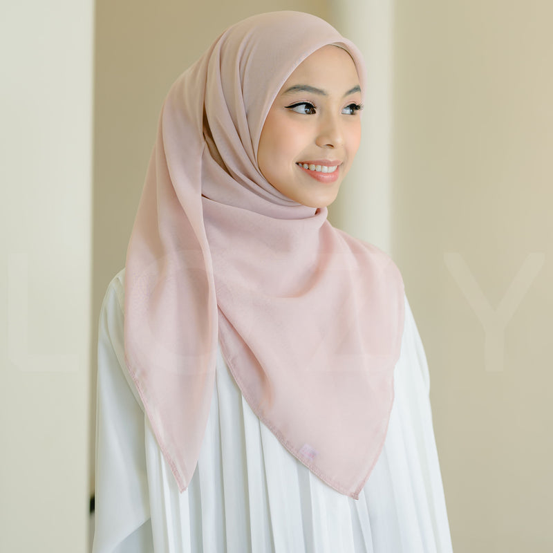 Seza Square (Hijab Paris Premium) Soft Pink
