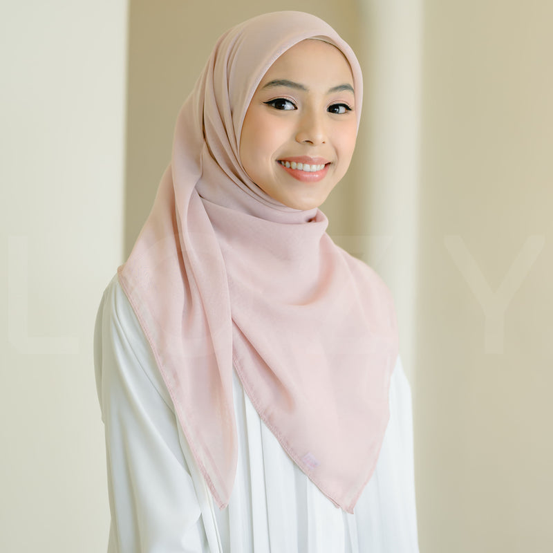 Seza Square (Hijab Paris Premium) Soft Pink