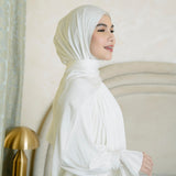 Shadeera Silk Shawl in White (Lozy x Shadira)