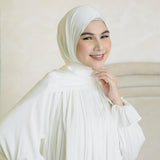 Shadeera Silk Shawl in White (Lozy x Shadira)