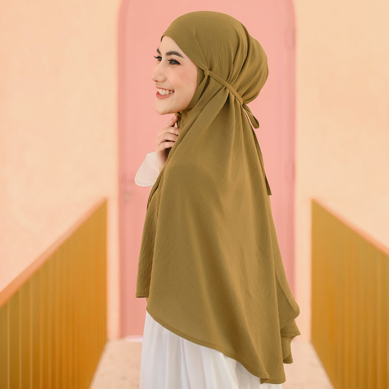 Biyya Instan (Bergo Crinkle) Dark Gold Mustard