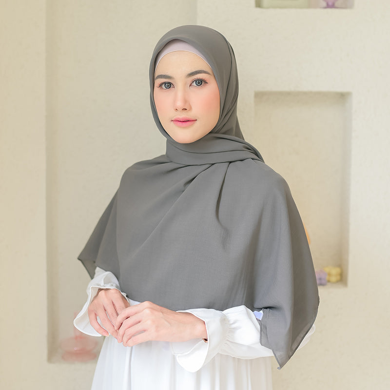 Detaa Square Syari (Hijab Segiempat Syari) Dark Grey