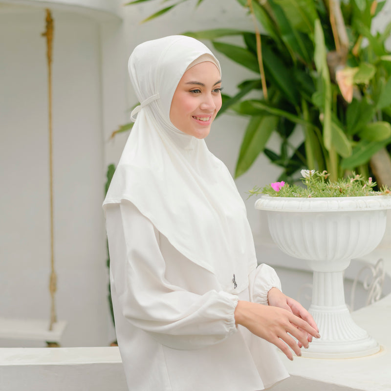 Lana Instan (Hijab Instan Rayon) Broken White
