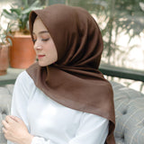 Lesaa Square Dark Brown