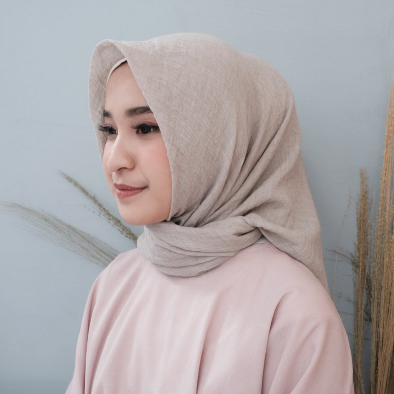 Lesaa Square Grey Cream