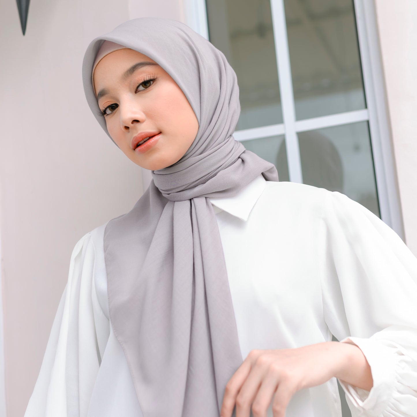 Mima Square Dove Grey