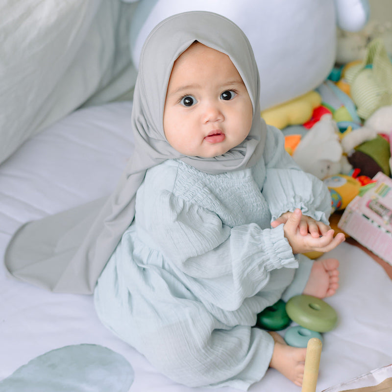 Ameena Instan Grey Griss (Hijab Bayi 3-4 Tahun)
