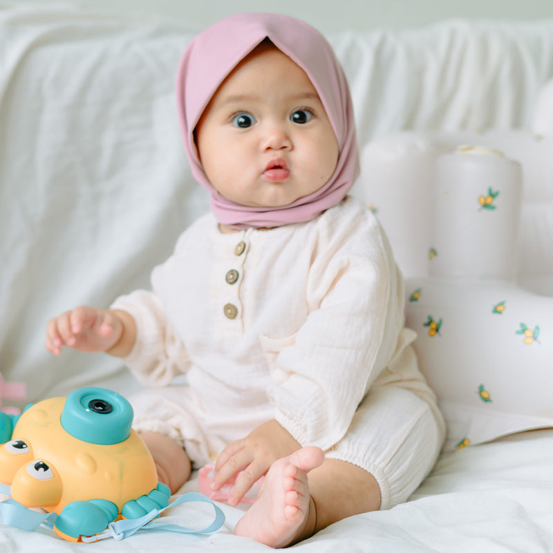 Ameena Instan Soft Pink (Hijab Bayi 0-2 Tahun)