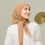 Cornskin Square Hazelnut
