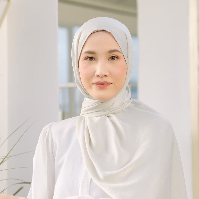 Kian Shawl Light Cream