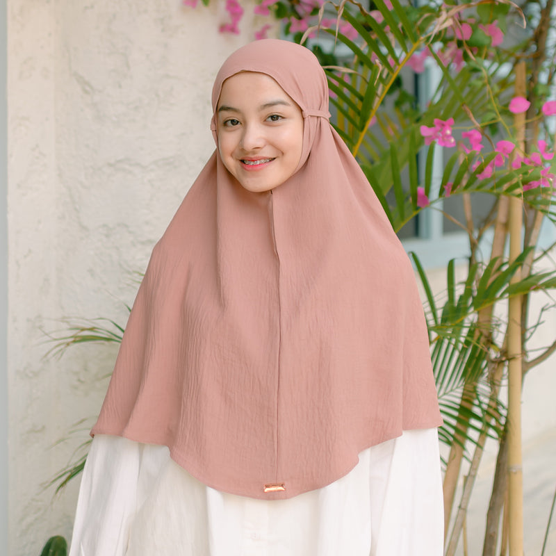 Biyya Instan (Bergo Crinkle) Dark Nude Pink