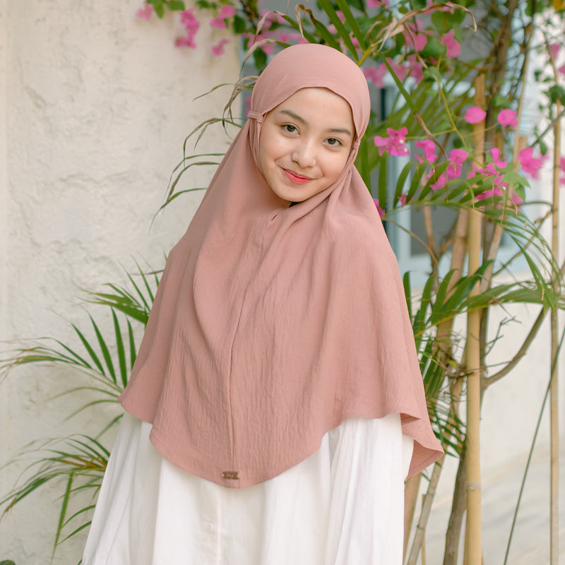Biyya Instan (Bergo Crinkle) Dark Nude Pink